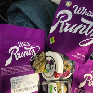 Photo for classified ad jokes up white runtz